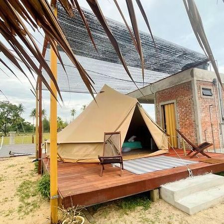 Rembulan Escape Bell Tent 1 Kampung Penarik Εξωτερικό φωτογραφία
